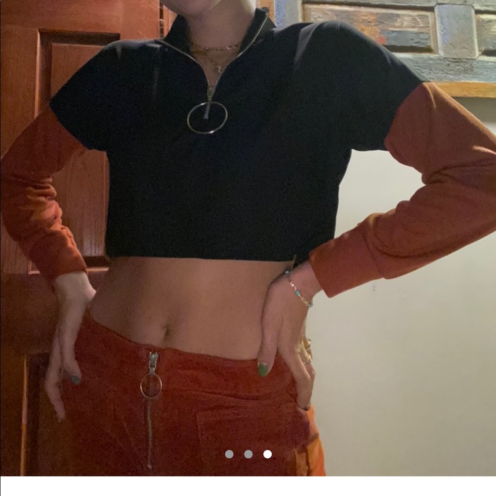RUST AND BLACK QUARTER ZIP TOP